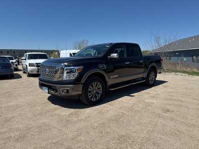 2017 Nissan Titan, $17990. Photo 3