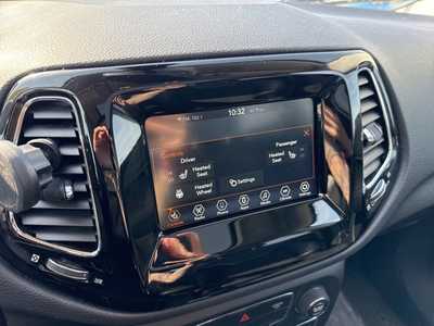 2020 Jeep Compass, $18990. Photo 8