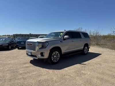 2023 GMC Yukon XL, $70990. Photo 3