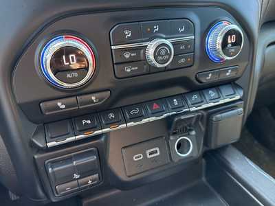 2020 GMC 1500 Crew Cab, $29990. Photo 8