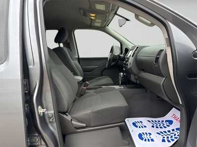 2018 Nissan Frontier, $17990. Photo 10