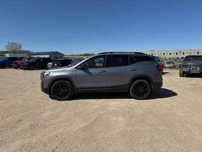 2021 GMC Terrain, $21990. Photo 4