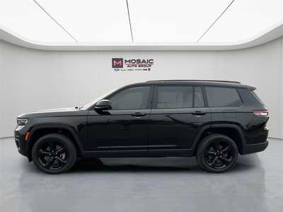 2023 Jeep Grand Cherokee L, $30990. Photo 6