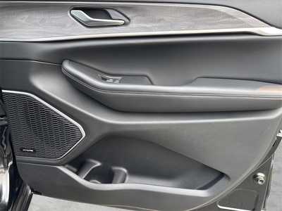 2023 Jeep Grand Cherokee L, $30990. Photo 9