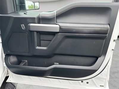 2018 Ford F150 Crew Cab, $19990. Photo 9