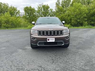 2018 Jeep Grand Cherokee, $19990. Photo 2