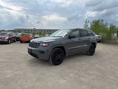 2019 Jeep Grand Cherokee, $14990. Photo 3