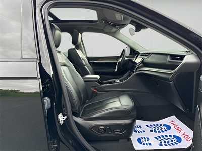 2022 Jeep Grand Cherokee, $30990. Photo 10