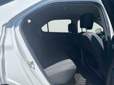 2017 Chevrolet Equinox, $10990. Photo 11