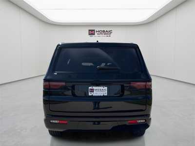 2025 Jeep Wagoneer, $76425. Photo 4