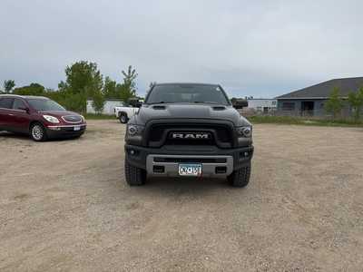 2017 RAM 1500 Crew Cab, $25990. Photo 2