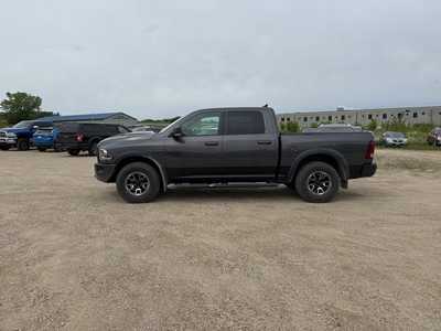 2017 RAM 1500 Crew Cab, $25990. Photo 4