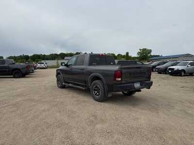 2017 RAM 1500 Crew Cab, $25990. Photo 5