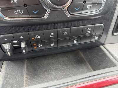 2017 RAM 1500 Crew Cab, $25990. Photo 7