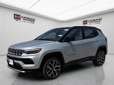 2025 Jeep Compass, $37023. Photo 3