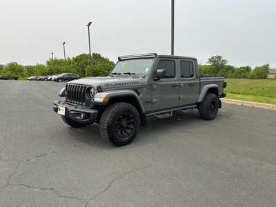 2021 Jeep Gladiator, $29990. Photo 3