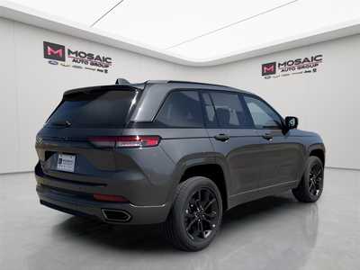 2025 Jeep Grand Cherokee, $62214. Photo 3