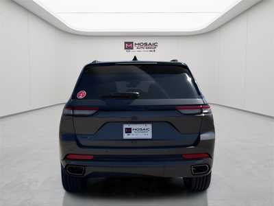 2025 Jeep Grand Cherokee, $62214. Photo 4