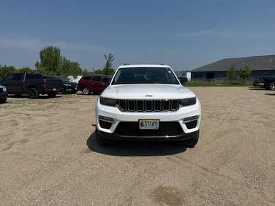 2023 Jeep Grand Cherokee, $36990. Photo 2