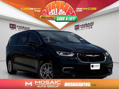 2025 Chrysler Pacifica, $39600. Photo 1