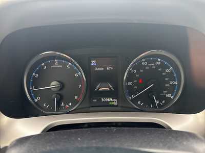 2018 Toyota RAV4, $25990. Photo 10