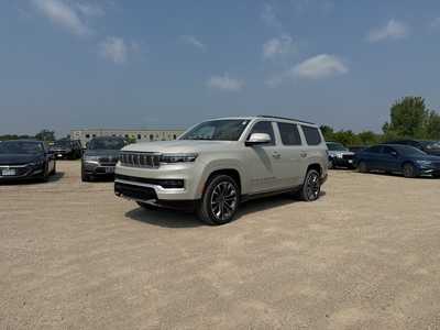 2022 Jeep Grand Wagoneer, $56990. Photo 3