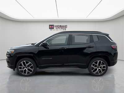 2025 Jeep Compass, $36312. Photo 4