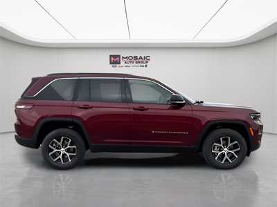 2025 Jeep Grand Cherokee, $47049. Photo 2