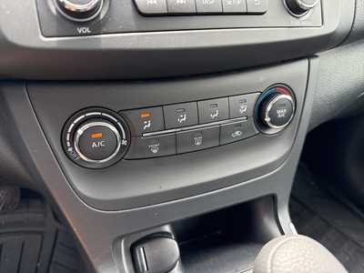2017 Nissan Sentra, $9990. Photo 10