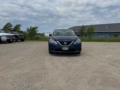 2017 Nissan Sentra, $9990. Photo 2