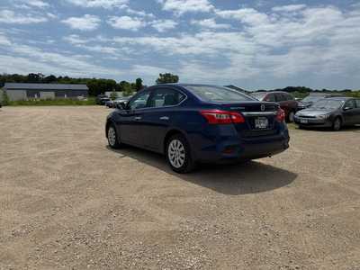 2017 Nissan Sentra, $9990. Photo 5