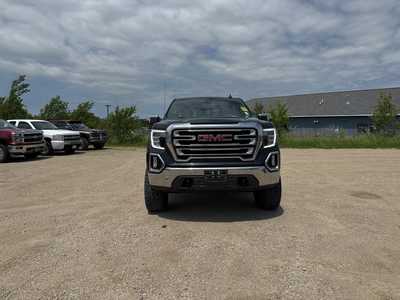 2021 GMC 1500 Crew Cab, $41990. Photo 2