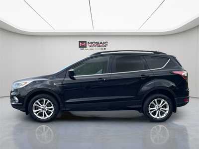 2018 Ford Escape, $13990. Photo 4