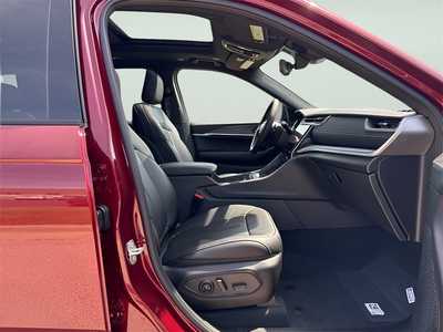2025 Jeep Grand Cherokee L, $48269. Photo 10