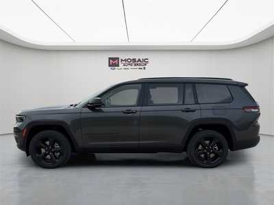 2025 Jeep Grand Cherokee L, $48424. Photo 4