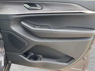 2025 Jeep Grand Cherokee L, $48424. Photo 9