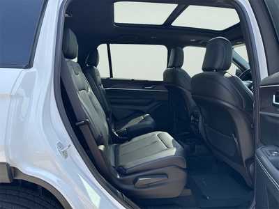 2025 Jeep Grand Cherokee L, $47751. Photo 10