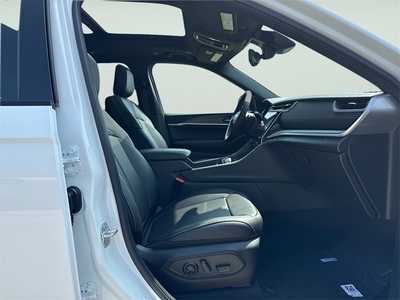 2025 Jeep Grand Cherokee L, $47751. Photo 9
