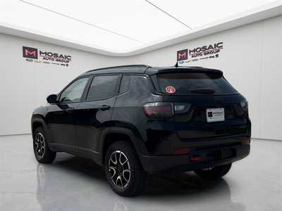 2025 Jeep Compass, $38496. Photo 5