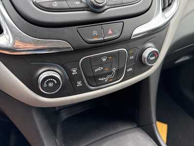 2022 Chevrolet Equinox, $19990. Photo 7