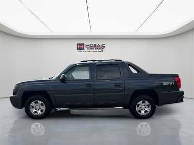 2004 Chevrolet Avalanche, $4990. Photo 4