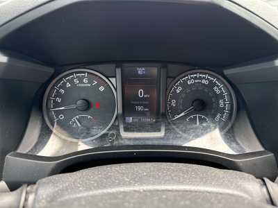 2017 Toyota Tacoma, $26990. Photo 9