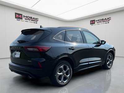 2024 Ford Escape, $23990. Photo 7