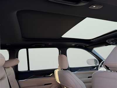 2025 Jeep Grand Cherokee, $44000. Photo 12