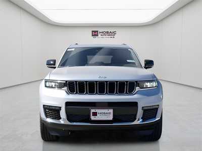 2025 Jeep Grand Cherokee L, $47700. Photo 8