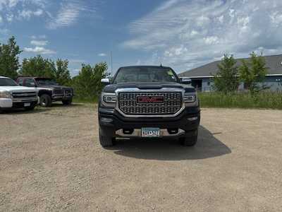 2017 GMC 1500 Crew Cab, $25990. Photo 2