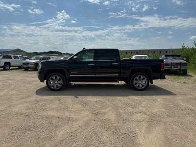 2017 GMC 1500 Crew Cab, $25990. Photo 4