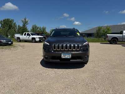 2016 Jeep Cherokee, $13990. Photo 2