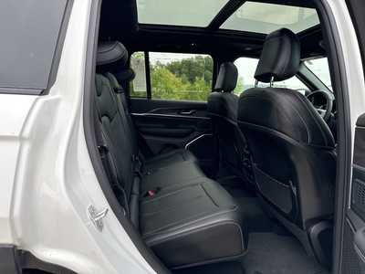 2024 Jeep Grand Cherokee, $34990. Photo 11