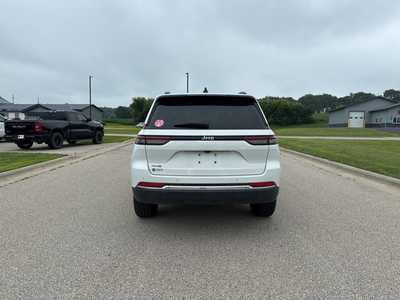 2024 Jeep Grand Cherokee, $34990. Photo 6